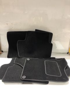 8 X LOOSE CAR MATS