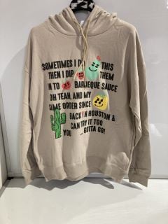 BOX OF PREMIUM DESIGNER APPAREL TO INCLUDE NAGRI MEN'S HOODIE SWEATSHIRT CACTUS RAPPER HIPHOP LONG-SLEEVED SIZE L RRP £130