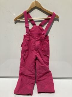 BOX TO INCLUDE MOUNTAIN WAREHOUSE PINK TROUSERS SIZE 3-4YRS