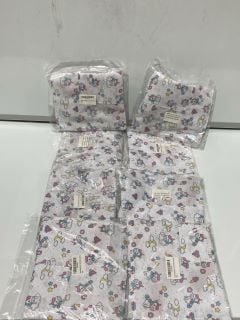 BOX TO INCLUDE QTY OF NOMSUM KIDS APRONS 3-5YRS UNICORN PATTERN