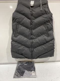 BOX TO INCLUDE THE NORTH FACE PUFFER SLEEVELESS COAT SIZE S