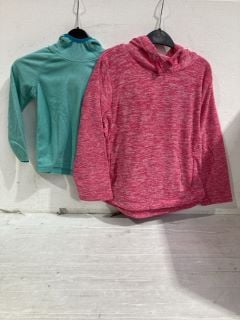 BOX OF ITEMS TO INCLUDE REGATTA OUTDOORS KIDS TEAL PULL  OVER HOODIE 3-4YR