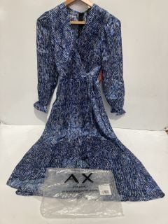 1 X BOX OF PREMIUM DESIGNER APPAREL TO INCLUDE CHI CHI CREAM FLOWER PRINT DRESS 6