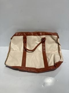 BOX OF ITEMS TO INCLUDE LADIES CREAM AND BROWN TRAVEL BAG