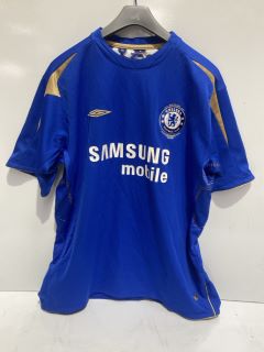 1 X CHELSEA FOOTBALL HOME TOP SIZE M