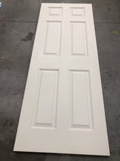 OVERSIZED PALLET OF DOORS TO INCLUDE WHITE WOODEN INTERIOR DOOR 198X76CM : LOCATION - A RACK(COLLECTION OR OPTIONAL DELIVERY AVAILABLE)