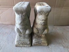 2 X SQUIRREL PLINTHS - COLLECTION ONLY - LOCATION FLOOR