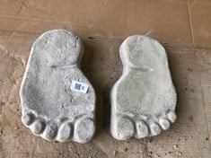 FOOT STEPPING STONES - COLLECTION ONLY - LOCATION FLOOR