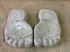 FOOT STEPPING STONES - COLLECTION ONLY - LOCATION FLOOR