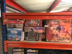 QUANTITY OF ITEMS TO INCLUDE GHENOS GAMES – MEEPLE CIRCUS, MULTI-COLOUR, MPCR: LOCATION - C RACK