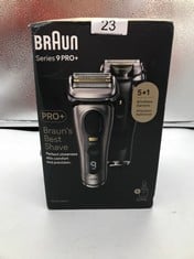 BRAUN SERIES 9 PRO+ ELECTRIC SHAVER FOR MEN, 5 PRO SHAVE ELEMENTS & PRECISION LONG HAIR PROTRIMMER, SMARTCARE CENTER, WET & DRY ELECTRIC RAZOR WITH 60MIN RUNTIME, MADE IN GERMANY, 9465CC, GRAPHITE.: