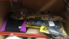 QUANTITY OF SPORTS & EXERCISE ITEMS TO INCLUDE DIVE & SEAL WETSUIT SIZE L : LOCATION - D RACK