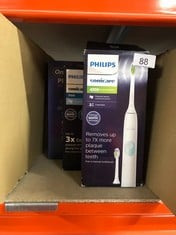 QUANTITY OF ITEMS TO INCLUDE PHILIPS SONICARE 3100 ELECTRIC TOOTHBRUSH, SONIC TOOTHBRUSH, PRESSURE SENSOR AND TIMER, WHITE, HX3671/13: LOCATION - A RACK