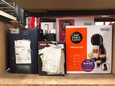 QUANTITY OF KITCHEN AND APPLIANCE TO INCLUDE DELONGHI DOLCE GUSTO PICCOLO XS: LOCATION - C RACK