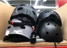 QUANTITY OF SPORT & EXERCISE ITEMS TO INCLUDE MONGOOSE SPORT HELMET SIZE 60-62CM BLACK:: LOCATION - C RACK