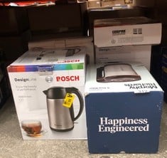 QUANTITY OF KITCHEN & APPLIANCES ITEMS TO INCLUDE MORPHY RICHARDS COMPACT SOUP MAKER, BLEND & COOK SMOOTH & CHUNKY SOUP, SMOOTHIES, BLACK & STAINLESS STEEL, 1 LITRE, 900 W, 501021: LOCATION - D RACK