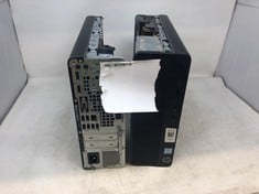 1 X HP  PC..   [JPTE72019]  + 1 X HP PC (SMASHED, SALVAGE, SPARES): LOCATION - J RACK