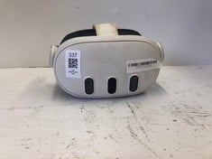 META QUEST 3 512GB VR HEADSET. [JPTE72791]: LOCATION - N RACK