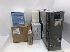 QUANTITY OF ITEMS TO INCLUDE CANON SELPHY CP1500: LOCATION - B2 RACK