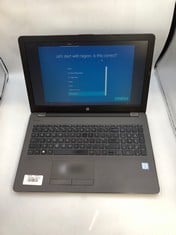 HP 250 G6 NOTEBOOK 240GB SSD LAPTOP: MODEL NO TPN-C129. INTEL CORE I5-7200U, 8GB RAM, [JPTE73496]: LOCATION - I2 RACK