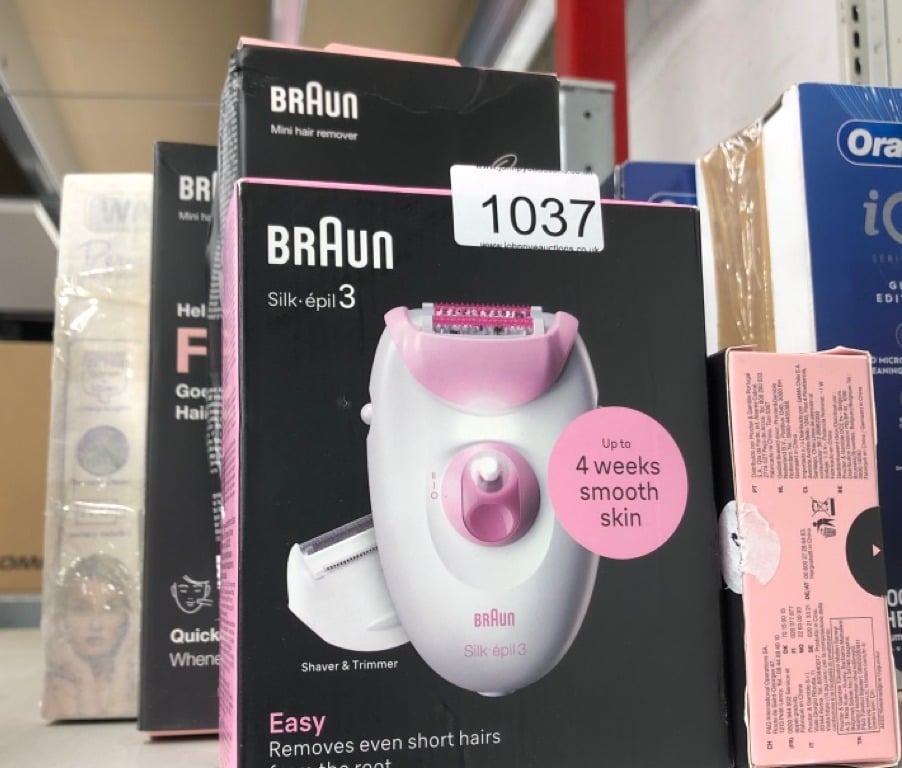 QUANTITY OF HEALTH & BEAUTY TO INCLUDE BRAUN SILK-ÉPIL 3, CORDED EPILATOR FOR HAIR REMOVAL, WEEKS OF SMOOTH SKIN, WITH LADY SHAVER HEAD & TRIMMER COMB, 3-031, PINK: LOCATION - FRONT RACK