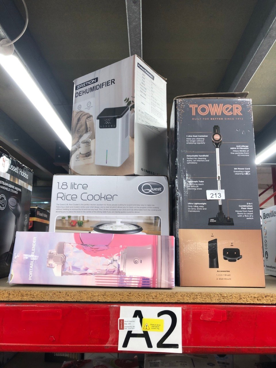 QUANTITY OF KITCHEN & APPLIANCES ITEMS TO INCLUDE TOWER T513005BLG PRO CORDED 3-IN-1 VACUUM CLEANER WITH CYCLONIC SUCTION, BUILT-IN HEPA 13 FILTER AND DETACHABLE HANDHELD MODE, BLACK AND ROSE GOLD: L