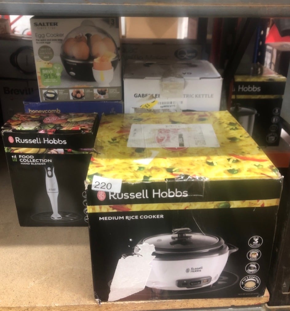 QUANTITY OF KITCHEN & APPLIANCES ITEMS TO INCLUDE RUSSELL HOBBS ELECTRIC RICE COOKER - 1.2KG (6 PORTION - 145G PER SERVING) REMOVABLE NON STICK BOWL, DISHWASHER-SAFE BOWL & LID, STEAMER BASKET, MEASU