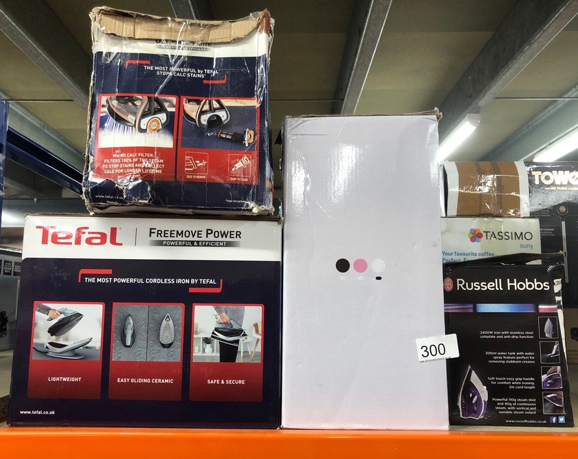 QUANTITY OF KITCHEN & APPLIANCES ITEMS TO INCLUDE TEFAL FREEMOVE POWER, CORDLESS STEAM IRON, EFFICIENT, FAST HEAT-UP, LIGHTWEIGHT, QUICK RECHARGE, 40 G/MIN STEAM OUTPUT, AUTO-OFF, ANTI-DRIP, FV6672G0