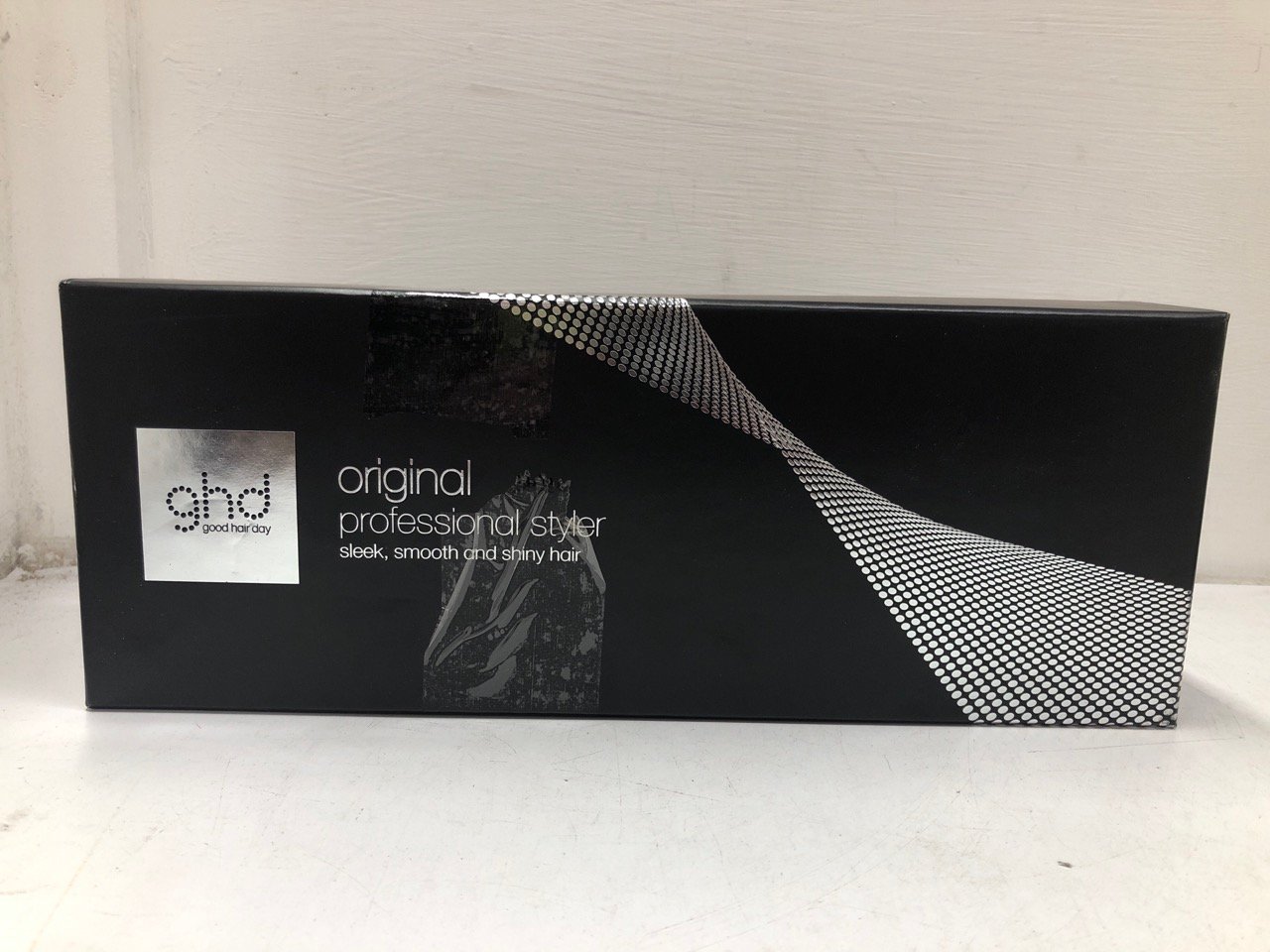 GHD ORIGINAL HAIR STRAIGHTENER & STYLER (UPGRADED) - FOR SLEEK, SMOOTH & SOFT HAIR WITH ENHANCED SHINE, NO EXTREME HEAT DAMAGE - FOR ALL HAIR TYPES - (UK PLUG).: LOCATION - B RACK