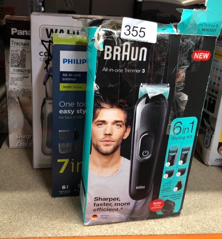 QUANTITY OF HEALTH & BEAUTY ITEMS TO INCLUDE BRAUN 6-IN-1 ALL-IN-ONE SERIES 3, MALE GROOMING KIT WITH BEARD TRIMMER, HAIR CLIPPERS & PRECISION TRIMMER, 5 ATTACHMENTS, GIFTS FOR MEN, UK  PLUG, MGK3221