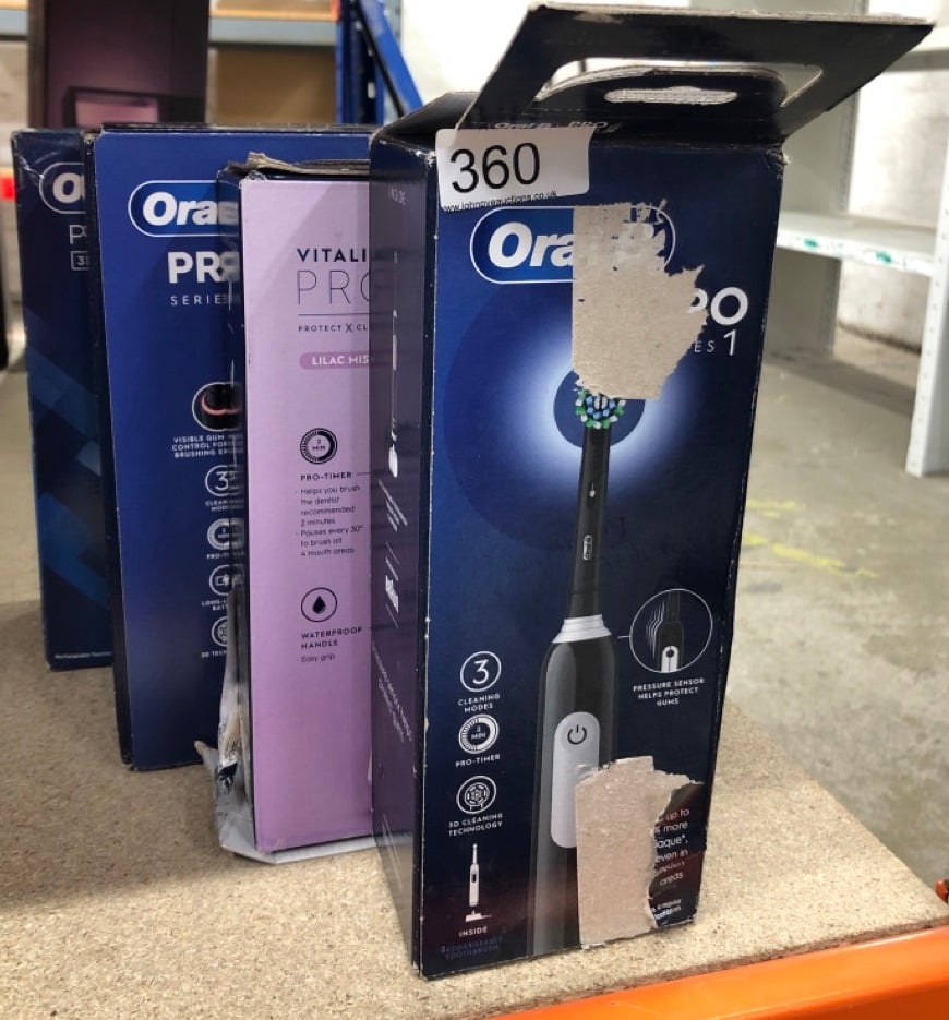 QUANTITY OF HEALTH & BEAUTY ITEMS TO INCLUDE ORAL-B PRO 1 ELECTRIC TOOTHBRUSH FOR ADULTS WITH 3D CLEANING, 1 TOOTHBRUSH HEAD, GUM PRESSURE CONTROL,  UK PLUG, BLACK, ELECTRIC TOOTHBRUSH & ACCESSORIES: