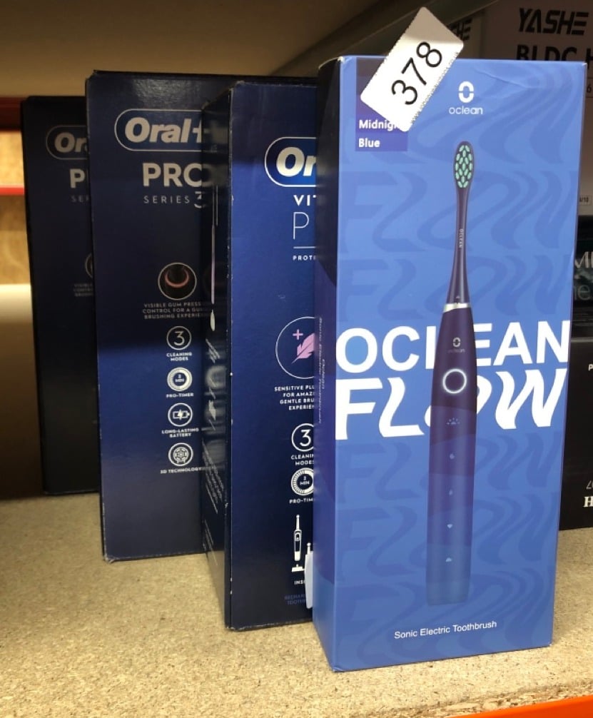 QUANTITY OF HEALTH & BEAUTY ITEMS TO INCLUDE ORAL-B VITALITY PRO ELECTRIC TOOTHBRUSHES FOR ADULTS,1 HANDLE, 2 TOOTHBRUSH HEADS, 3 BRUSHING MODES INCLUDING SENSITIVE PLUS,  UK PLUG, PURPLE: LOCATION -