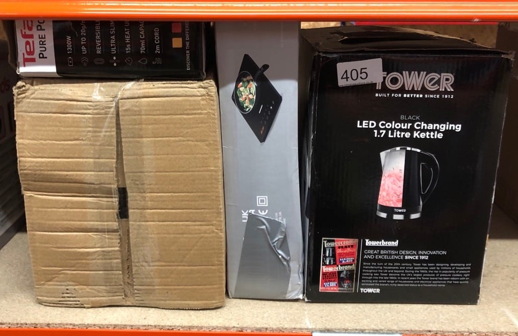 QUANTITY OF KITCHEN & APPLIANCES ITEMS TO INCLUDE TOWER T10012 LED COLOUR CHANGING KETTLE, 2200W, BLACK: LOCATION - C RACK