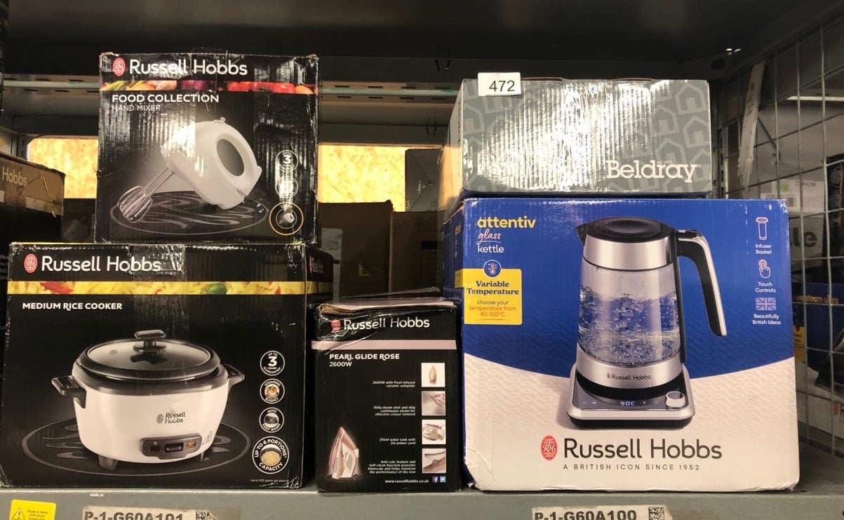 QUANTITY OF ITEMS TO INCLUDE RUSSELL HOBBS FOOD COLLECTION ELECTRIC HAND MIXER WITH 6 SPEEDS, EASY RELEASE BUTTON, FINGERTIP SPEED CONTROL, CHROME BEATERS, WRAP AROUND CORD STORAGE, 125W, 14451, WHIT