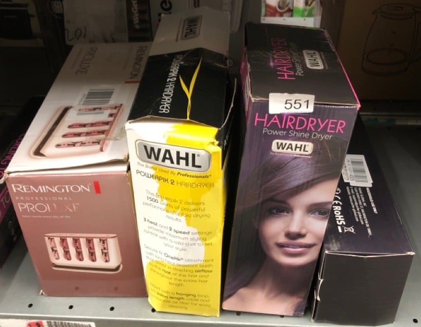 QUANTITY OF HEALTH & BEAUTY ITEMS TO INCLUDE WAHL POWER SHINE DRYER, COOL SHOT BUTTON, 3 HEAT AND 2 SPEED TINGS, ADJUSTABLE TEMPERATURE, QUICK DRY AIRFLOW, FAST DRYING, ENHANCE CURLS AND WAVES: LOCAT