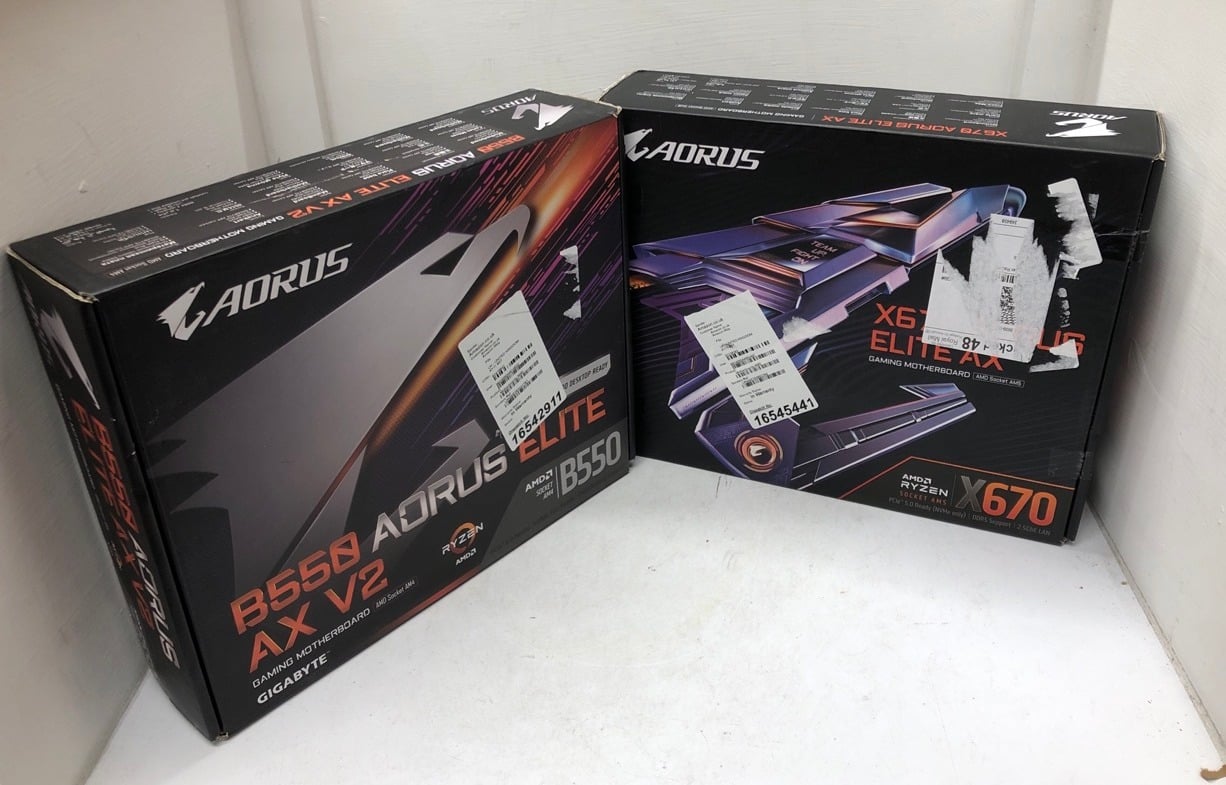 2 X GIGABYTE X670 AORUS ELITE AX MOTHERBOARD - SUPPORTS AMD RYZEN 8000 SERIES AM5 CPUS, 16*+2+2 PHASES DIGITAL VRM, UP TO 8000 MHZ DDR5 (OC), 1XPCIE 5.0 + 4X PCIE 4.0 M.2, WI-FI 6E, 2.5GBE LAN, USB 3