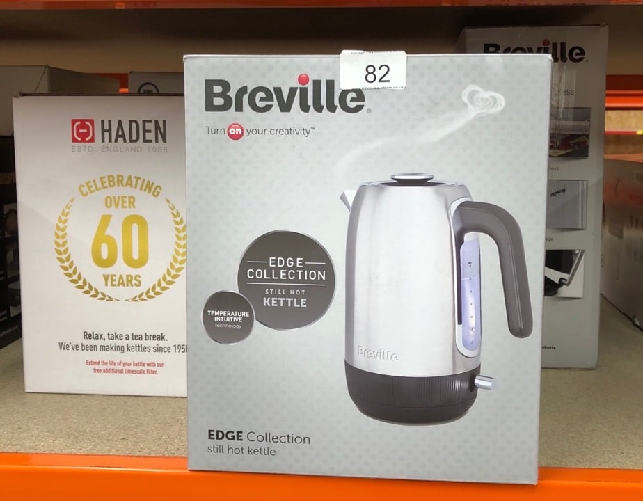 QUANTITY OF KITCHEN & APPLIANCES  ITEMS TO INCLUDE BREVILLE EDGE ELECTRIC KETTLE | 1.7 LITRE | GLOWS WHEN HOT TO AVOID RE-BOILING | 3KW FAST BOIL | BRUSHED STAINLESS STEEL [VKT192]:: LOCATION - A RAC