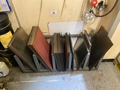 5 Section Metal Rack c/w Assorted Metal Plates