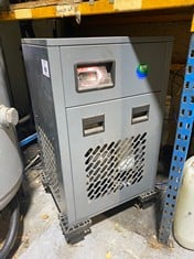 2021  Air Dryer MKE 305 c/w Hankisol Oil & Water Seperator