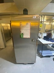 S/S Upright Oven Make/Model Unspec