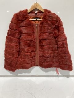 1 X BOX OF PREMIUM DESIGNER APPAREL TO INCLUDE FOREVER UNIQUE RUST FUR COAT SIZE 1