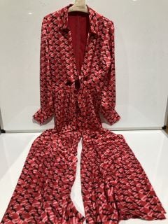 1 X BOX OF PREMIUM DESIGNER APPAREL TO INCLUDE FOREVER UNIQUE PINK JUMPSUIT UK 14