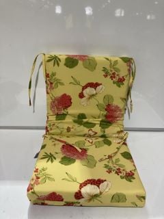 2 X YELLOW/FLORAL CUSHION + 2X ORANGE SOFA CUSHION