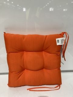 2 X BLUE CUSHION + 2X ORANGE SOFA CUSHION