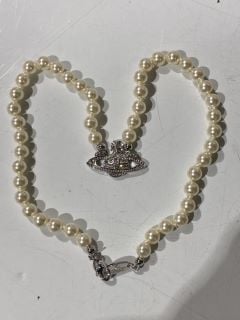 VIVIENNE WESTWOOD PEARL NECKLACE