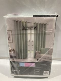 BOX OF ITEMS TO INCLUDE BLACKOUT DUCK EGG HERRINGBONE ELELET CURTAINS