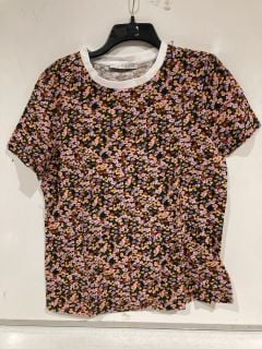 4 X FLOWER PRINT T-SHIRTS SIZE 12/14/20 TOTAL RRP £80