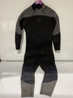 AQUAFLEX 5MM WETSUIT SIZE MEDIUM