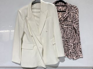 BOX OF DESIGNER CLOTHES TO INCLUDE FOREVER UNIQUE BLAZER SIZE UK 8