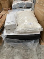 5 X VARIETY OF MATTRESSES AND MATTRESS TOPPERS IN DIFFERENT SIZES AND MEASUREMENTS INCLUDING VISCOELASTIC FOAM MATTRESS TOPPER WITH 7 AIR ZONES MEASURING 90X190 CM (MAY BE DIRTY OR BROKEN).